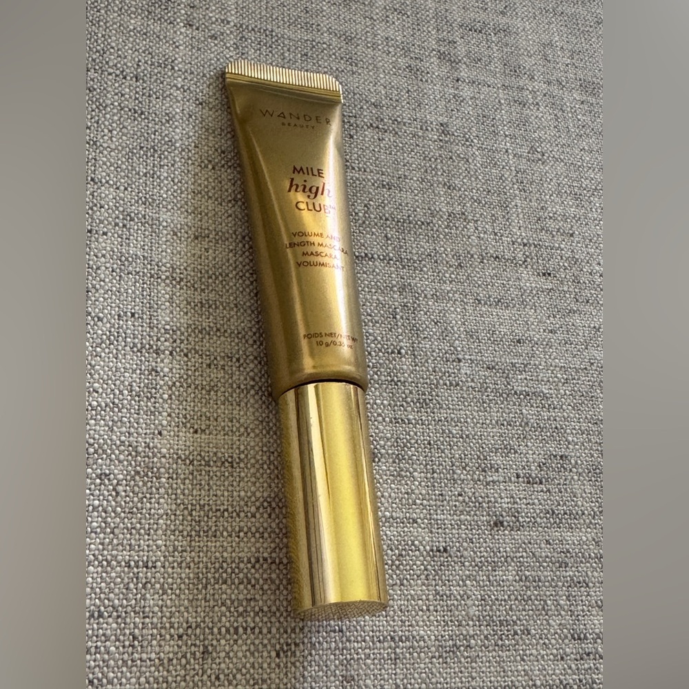 Wander Mile High Club Volume & Length Mascara New full size